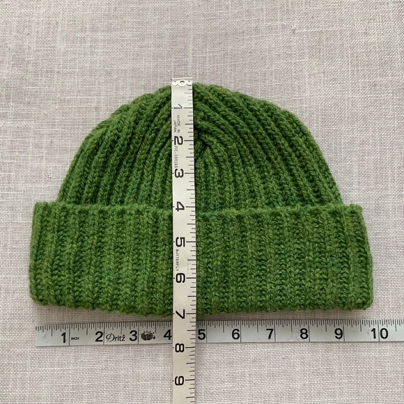 Bartlettyarns Since 1821 Wool Green Knit Cuffed Beanie O/S Made in U.S.A. NWOT - Picture 8 of 11